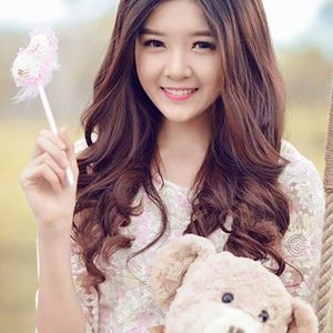 Meet your Posher, Lee